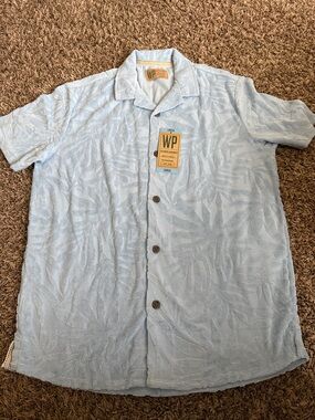 Light Blue Textured Short-Sleeve Men's Shirt